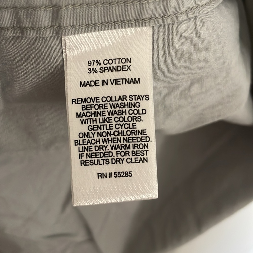 Express button down - Picture 4 of 4